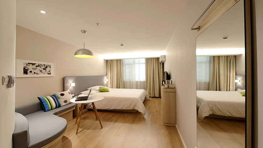 2.8-room
