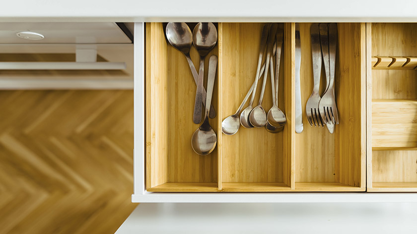 2.8-drawer-1