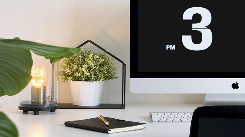 2.8-desk-3