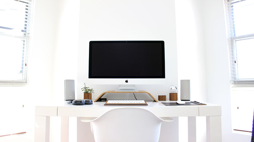 2.8-desk