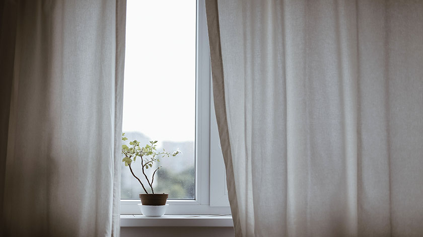 2.8-curtains