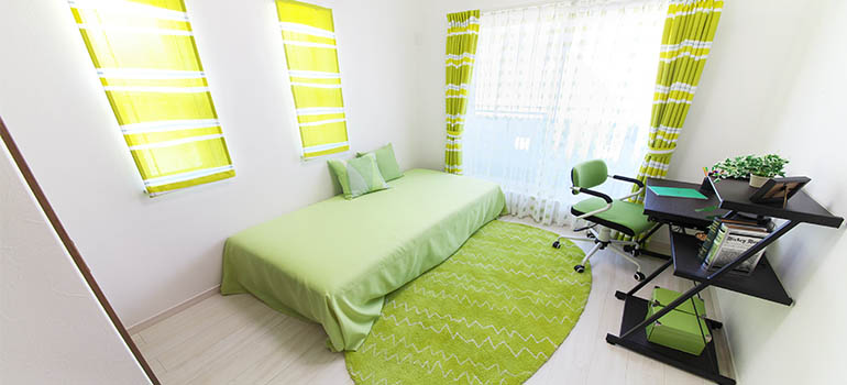green-bedroom